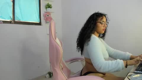 karina online show from 10-11-25, 04:16