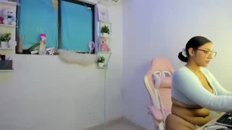 karina online show from 10-16-25, 09:27