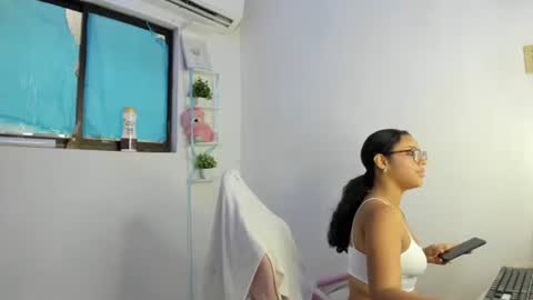 karina online show from 10-17-25, 07:38