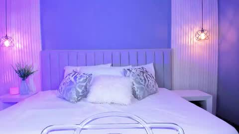 Snapshot of caitlyncouper chatting on 09-08-25, 10:42 Caitlyn online show from 09-08-25, 10:42