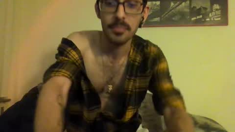 Snapshot of cal_xxx chatting on 09-17-25, 02:57 Cal XXX online show from 09-17-25, 02:57