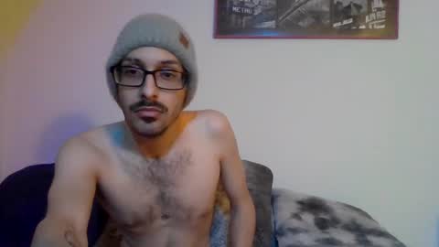 Snapshot of cal_xxx chatting on 10-01-25, 01:44 Cal XXX online show from 10-01-25, 01:44