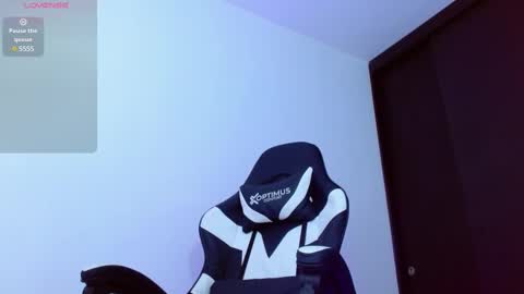 Snapshot of calavalerio chatting on 02-26-25, 08:33 Valerio online show from 02-26-25, 08:33