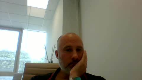 Snapshot of caldoski chatting on 06-17-26, 11:12 caldoski online show from 06-17-26, 11:12