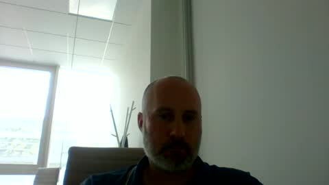 Snapshot of caldoski chatting on 06-19-26, 12:31 caldoski online show from 06-19-26, 12:31