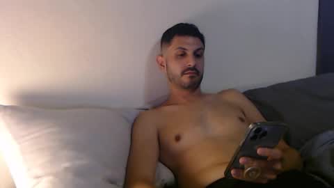 Caliguy online show from 11-20-25, 04:12