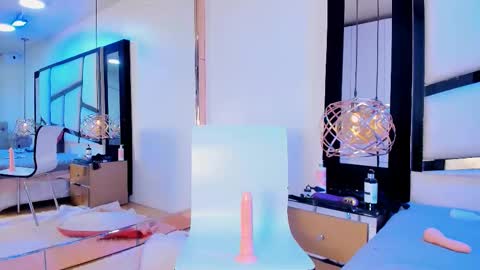 Snapshot of calioperoux chatting on 03-06-26, 10:17 Caliope online show from 03-06-26, 10:17