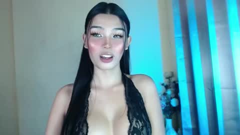 Snapshot of call_me__anna chatting on 12-15-24, 01:57 Anna online show from 12-15-24, 01:57