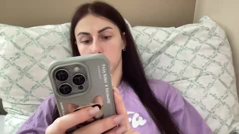 Anna online show from 02-18-25, 10:27