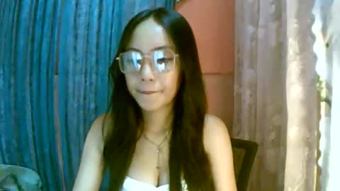 Snapshot of calla_freya chatting on 10-09-25, 04:32 Freya online show from 10-09-25, 04:32
