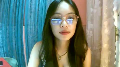 Snapshot of calla_freya chatting on 10-14-25, 04:24 Freya online show from 10-14-25, 04:24