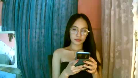 Snapshot of calla_freya chatting on 11-23-25, 06:35 Freya online show from 11-23-25, 06:35