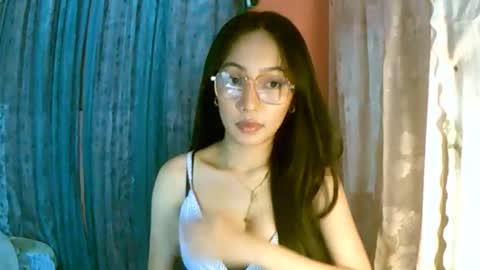 Snapshot of calla_freya chatting on 12-14-25, 09:14 Freya online show from 12-14-25, 09:14