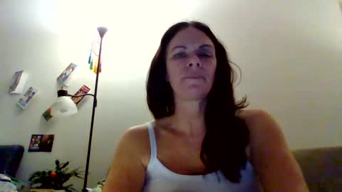 Snapshot of calli_girl420 chatting on 12-28-24, 03:37 Calli online show from 12-28-24, 03:37