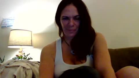 Snapshot of calli_girl420 chatting on 01-27-25, 05:03 Calli online show from 01-27-25, 05:03