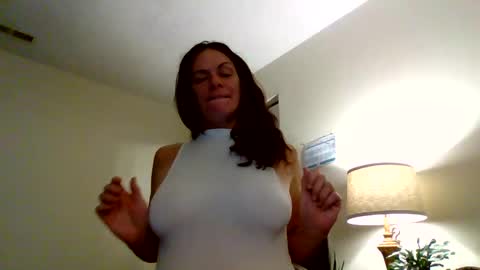 Snapshot of calli_girl420 chatting on 02-03-25, 04:57 Calli online show from 02-03-25, 04:57