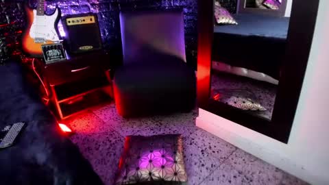 Snapshot of calliope_dark chatting on 01-06-25, 03:40 calliope_dark online show from 01-06-25, 03:40