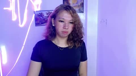 Snapshot of callme_shantal chatting on 06-13-26, 12:03 SHANTAL online show from 06-13-26, 12:03