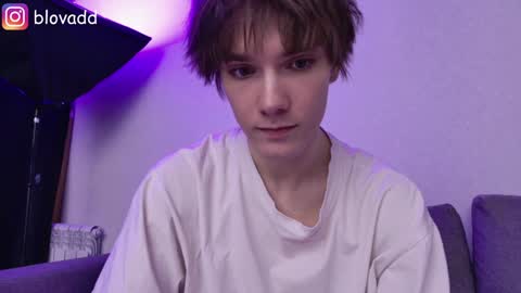 Snapshot of callmenineoneseven chatting on 02-07-25, 04:56 Nick online show from 02-07-25, 04:56