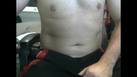 Snapshot of callmeroger33 chatting on 09-17-25, 03:35 callmeroger33 online show from 09-17-25, 03:35