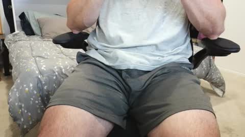 callmeroger33 online show from 04-15-26, 11:16