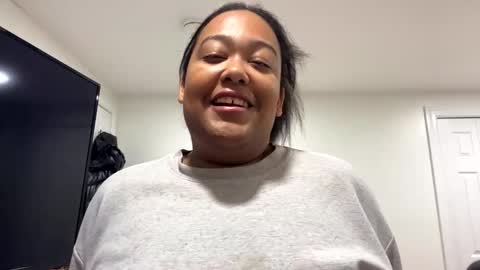 Snapshot of cals9x chatting on 01-01-25, 09:52 camzxoxox online show from 01-01-25, 09:52