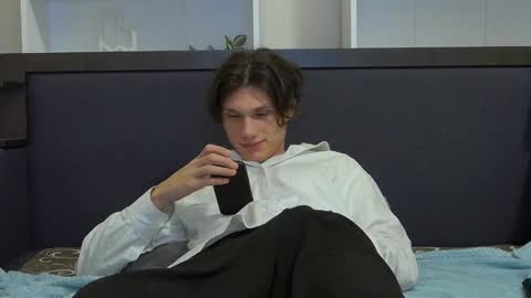 Calvin online show from 01-06-25, 07:45