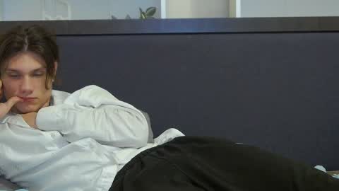 Calvin online show from 01-06-25, 10:47