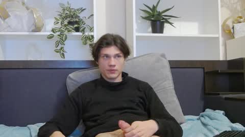 Calvin online show from 01-11-25, 07:49