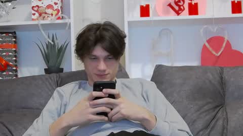 Calvin online show from 02-05-25, 07:53