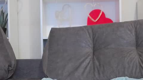 Calvin online show from 02-14-25, 05:30