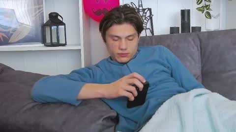 Calvin online show from 02-24-25, 06:49