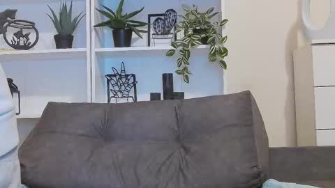 Calvin online show from 02-26-25, 07:49