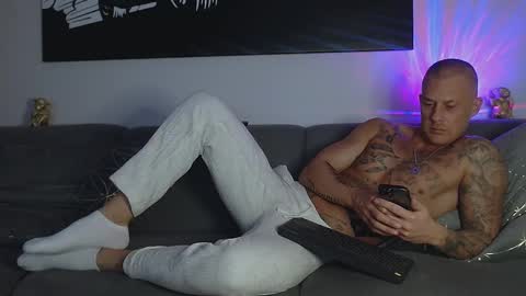 Calvin  online show from 01-16-25, 12:45