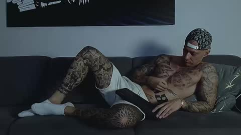 Calvin  online show from 09-25-25, 10:24