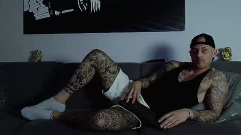 Calvin  online show from 10-04-25, 11:03