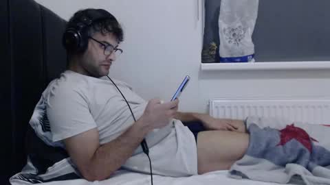 Snapshot of calvinjohnlad chatting on 12-25-24, 08:50 Calvinjohnlad online show from 12-25-24, 08:50