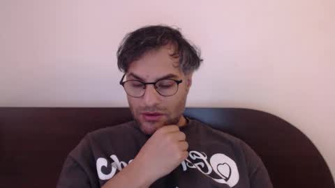 Calvinjohnlad online show from 11-19-25, 08:47