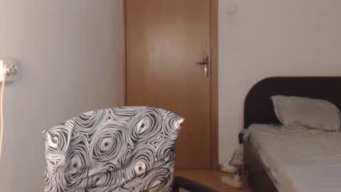 Calvinjohnlad online show from 12-22-25, 06:05