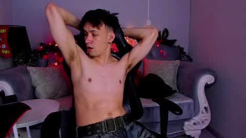 Snapshot of calvinowens chatting on 01-26-25, 09:40 Calvin Owens online show from 01-26-25, 09:40