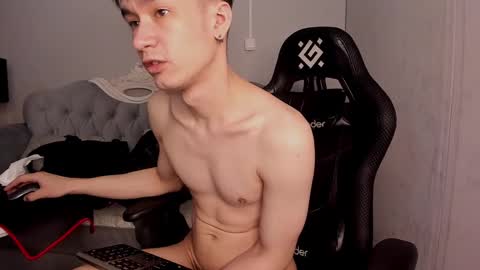 Snapshot of calvinowens chatting on 02-01-25, 07:15 Calvin Owens online show from 02-01-25, 07:15