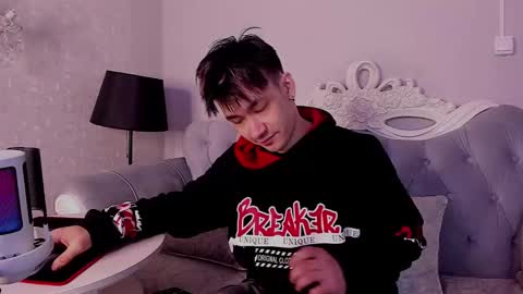 Snapshot of calvinowens chatting on 02-03-25, 03:20 Calvin Owens online show from 02-03-25, 03:20