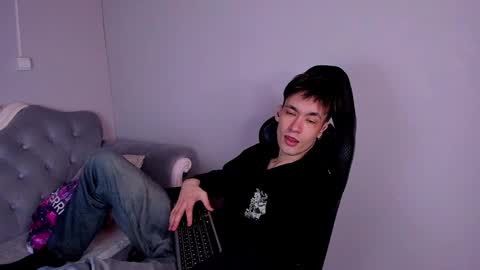 Snapshot of calvinowens chatting on 02-07-25, 05:31 Calvin Owens online show from 02-07-25, 05:31