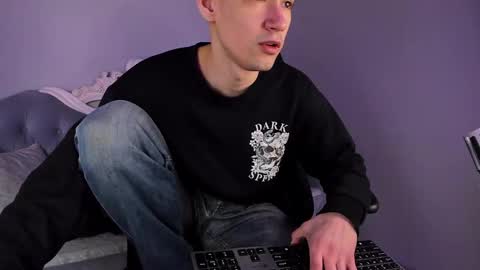 Snapshot of calvinowens chatting on 02-08-25, 06:54 Calvin Owens online show from 02-08-25, 06:54