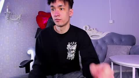 Snapshot of calvinowens chatting on 02-09-25, 03:32 Calvin Owens online show from 02-09-25, 03:32