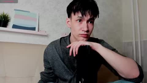 Snapshot of calvinowens chatting on 02-19-25, 05:27 Calvin Owens online show from 02-19-25, 05:27