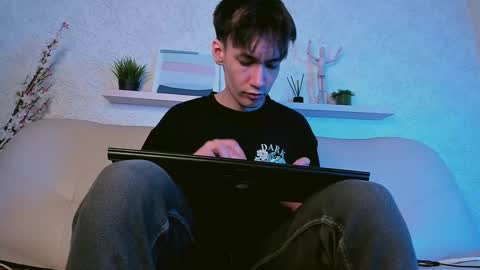 Snapshot of calvinowens chatting on 02-26-25, 10:15 Calvin Owens online show from 02-26-25, 10:15