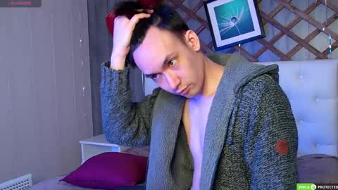 Snapshot of calvinowens chatting on 03-11-25, 06:43 Calvin Owens online show from 03-11-25, 06:43