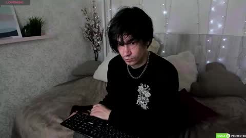 Snapshot of calvinowens chatting on 09-22-25, 03:08 Calvin Owens online show from 09-22-25, 03:08