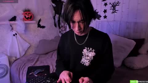 Snapshot of calvinowens chatting on 10-21-25, 02:56 Calvin Owens online show from 10-21-25, 02:56